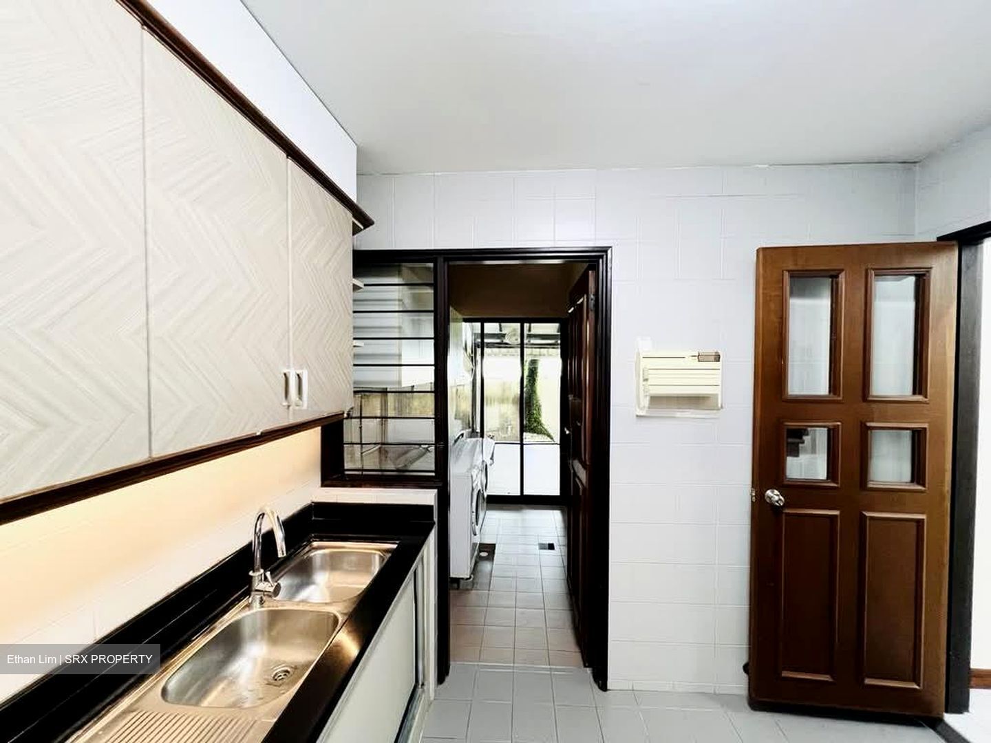 Jalan Mat Jambol (D5), Semi-Detached #559249641